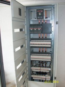 TRO100 0384 (1)    